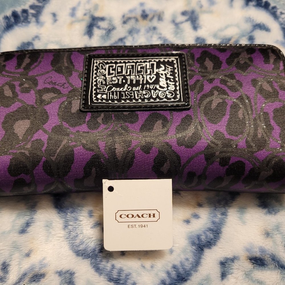 Coach wallet